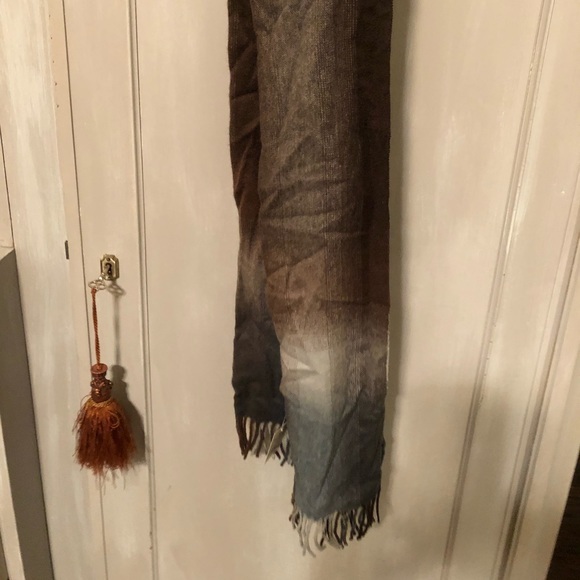 Cole Haan Scarf BNWT - Picture 1 of 2